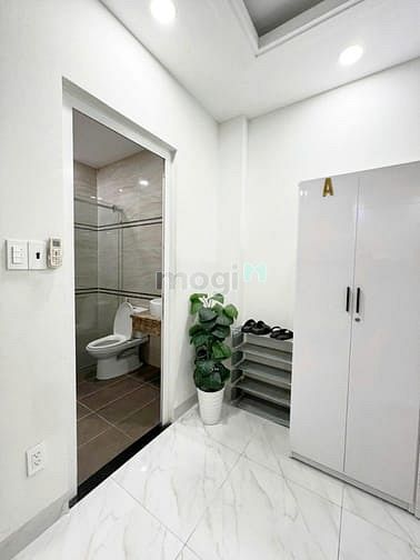 Hình ảnh Phòng KTX cao cấp đầy đủ tiện nghi trong khu đô thị Vạn Phúc City