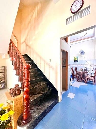 Hình ảnh Nhà 3 Tầng BTCT Cách Mạng Tháng Tám