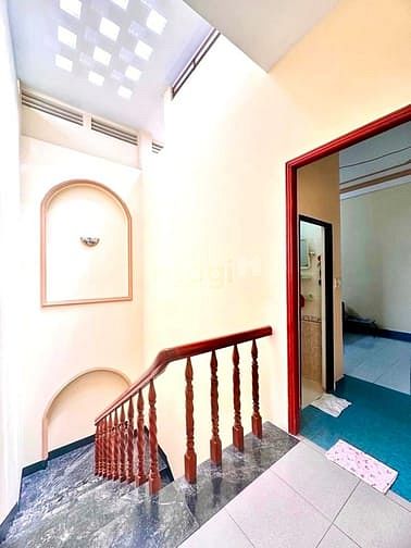 Hình ảnh Nhà 3 Tầng BTCT Cách Mạng Tháng Tám