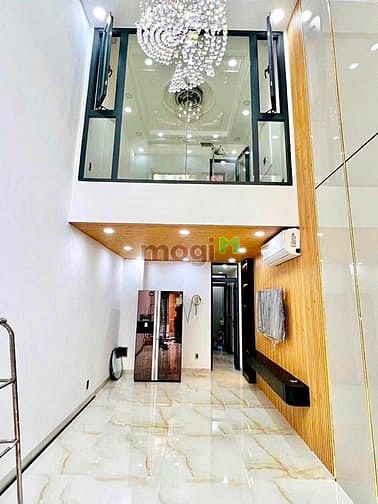 Hình ảnh Nhà đẹp thang máy 5 tầng CMT8 - Hẻm xe hơi