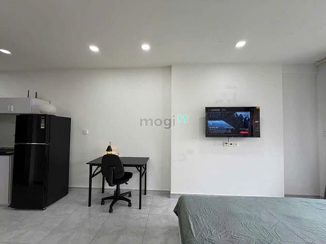 Hình ảnh Chung cư Sky Center, dạng office, Nội thất, 45m2, 1PN, 11tr5/th.