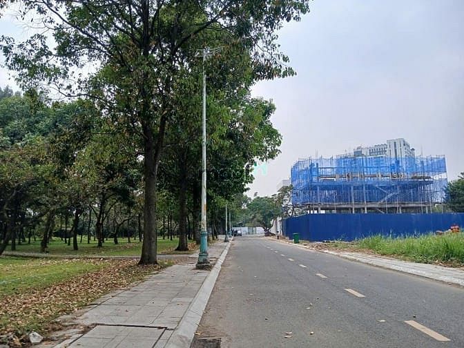 Hình ảnh BÁN ĐẤT KHU VILLA THỦ THIÊM Quận 2 ĐỐI DIỆN Công viên ngang 10M