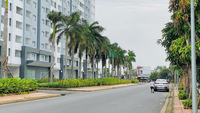 Hình ảnh Bán gấp Conic Boulevard, nhận nhà cho thuê liền, Cđt đã nộp hs sổ, 2PN