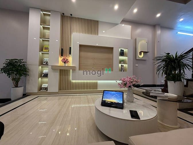 Hình ảnh Bán nhà 4 tầng Ngọc Hồi, diện tích 46m2, giá 6.5 tỷ