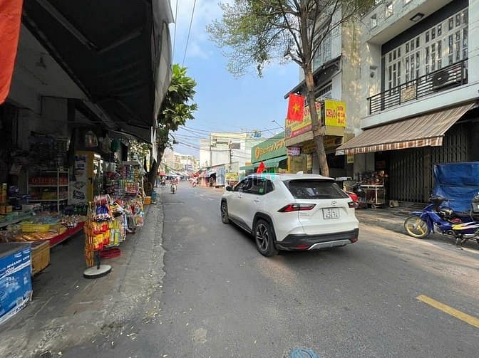 Hình ảnh Bán Đất 2 MT Trước Sau, DT 110m2, HXH Đường 339 Đỗ Xuân Hợp, P.Long B