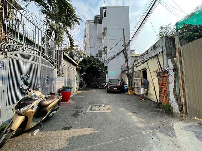 Hình ảnh Bán Đất 2 MT Trước Sau, DT 110m2, HXH Đường 339 Đỗ Xuân Hợp, P.Long B