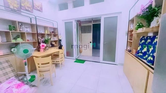 Hình ảnh Phường Bàn Cờ- Bán Căn Hộ Tầng Trệt Nguyễn Thiện Thuật–54m²–Giá 3.3 Tỷ