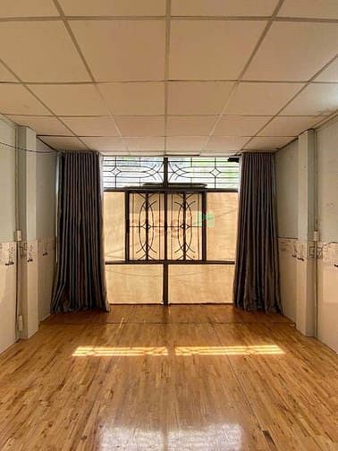 Hình ảnh Vài bước ra ngã 3 Lê Đức Thọ – Lê Văn Thọ