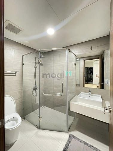 Hình ảnh Mb6623 nạp rút nhanh chóng rộng 130m2  3p ngủ  chỉ 15tr C/c  Cộng Hòa Plaza, Tân Bình