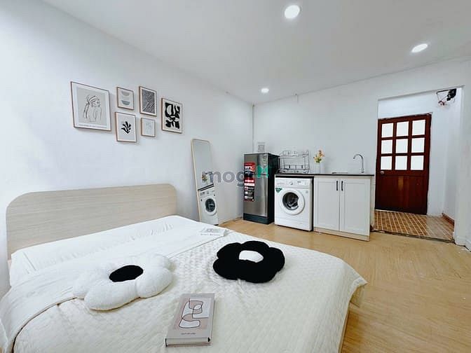 Hình ảnh Mb6623 nạp rút nhanh chóng Studio cửa sổ full nội thất ngay Etown Cộng Hoà Ib ngayyy