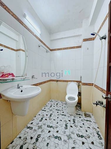 Hình ảnh Mb6623 nạp rút nhanh chóng Studio cửa sổ full nội thất ngay Etown Cộng Hoà Ib ngayyy