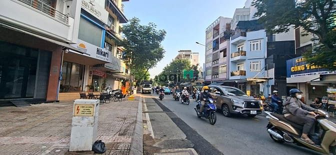 Hình ảnh 🏡1O tỷ - Đang có THU NHẬP CHO THUÊ 3O CHIỆU  Nhà 3 tầng+mái che thang