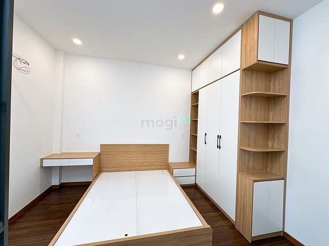 Hình ảnh Bán Nhà Đẹp Đường Xe Hơi 8m Khu Phân Lô Đường Long Phước, 54m2 -2 Tầng