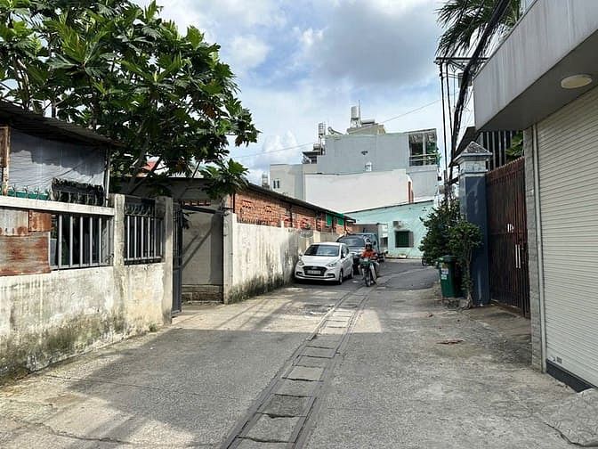 Hình ảnh Bán Lô Đất 170m2 Hẻm 38 Đường 147 Ngay Chợ Hoa CauPhước Long B