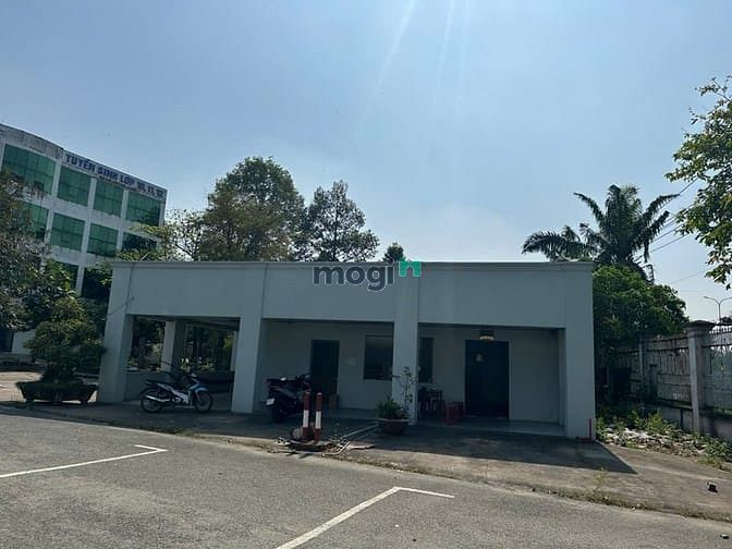 Hình ảnh Cho thuê kho xưởng 500m2, 1000m2, QL1A Bình Tân, Gần PouYuen, Siêu thị