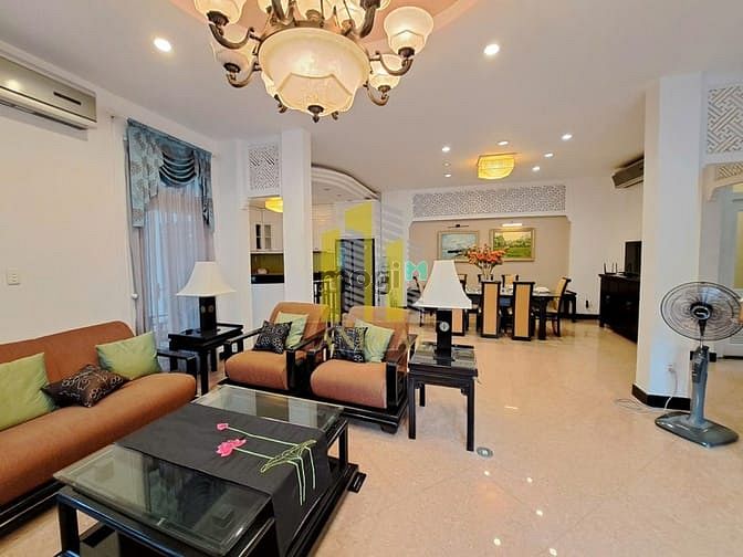 Hình ảnh Biệt Thự Sân Vườn 300m2 - Đầy Đủ Nội Thất Tiện Nghi - Giá 60 Triệu