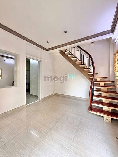 Hình ảnh Lô góc 2MT - 2PN 2WC - Đ. Phan Đình Phùng - 42m2(4.3x10)