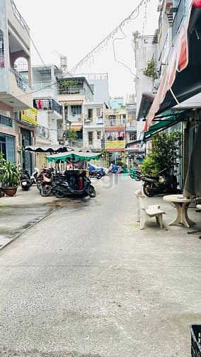 Hình ảnh Siêu Phẩm CHDV Nguyễn Đình Chiểu Quận 3.