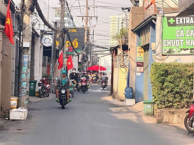 Hình ảnh Chính Chủ Gửi Bán Lô Đất Góc 2 Mặt Tiền Đường 61 P.Phước Long B