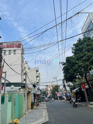 Hình ảnh Bán gấp lô đất 248m2, góc 2 mặt tiền đường Nguyễn Tuyển, Q.2 giá tốt