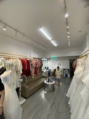 Hình ảnh Bán nhà mặt phố Ngọc Hồi, vị trí đẹp KD sầm uất, vỉa hè rộng thoáng