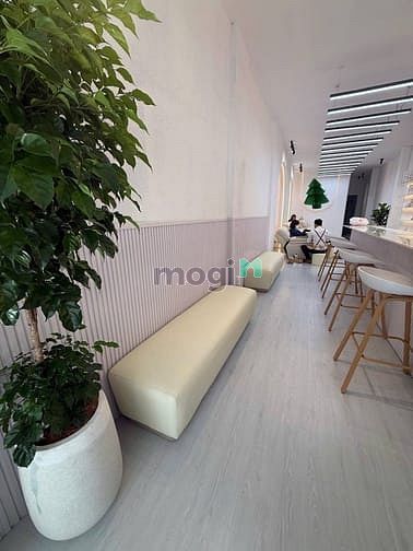 Hình ảnh Sang nhượng tiệm Nails - my - gội đầu (Trung tâm Quận 1) 250Tr