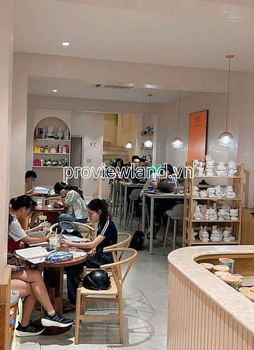 Hình ảnh Bán nhà Nguyễn Thị Minh Khai Quận 3, diện tích 4,2x21 m, trệt + 1 lầu