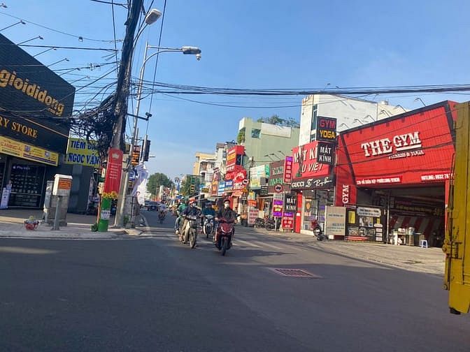 Hình ảnh Bán Nhà 1 Trệt 2 Lầu, DT Đất 188m2, Mặt Tiền Đỗ Xuân Hợp, Phước Long B