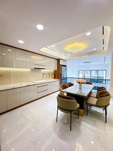 Hình ảnh HXH Đường Cách Mạng Tháng 8 Phường 5 Quận Tân Bình Cũ.