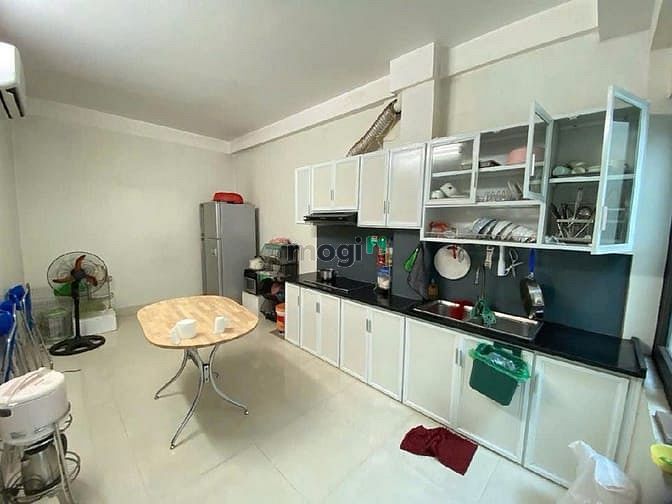 Hình ảnh Hiếm | Bán mặt phố Cầu Giấy | 45m2 X 4 tầng | MT 3.2m | Giá 29.8 tỷ