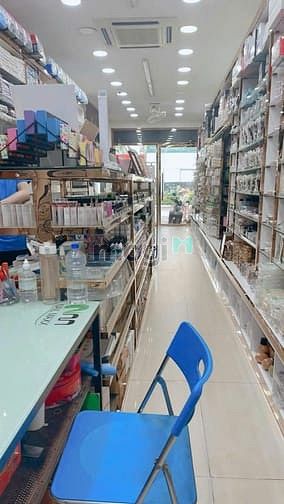 Hình ảnh Hiếm | Bán mặt phố Cầu Giấy | 45m2 X 4 tầng | MT 3.2m | Giá 29.8 tỷ
