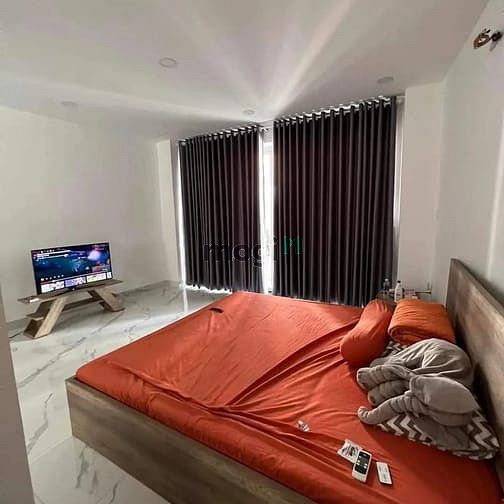 Hình ảnh 🏡11OM2 Lê Văn Sỹ quận 3  Thông tin:  Ngang4,5m#25m 3 tầng sân thượng