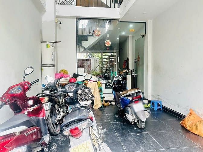 Hình ảnh Kèo thơm - Nhà đẹp 3 lầu ST mặt tiền hẻm 4m Huỳnh Tấn Phát, Quận 7