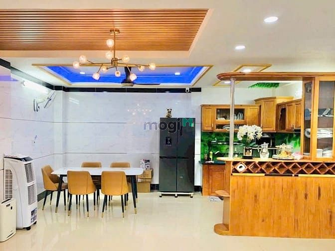 Hình ảnh Nhà (6x10) 5 tầng, 4 phòng ngủ, Đường Lê Văn Quới