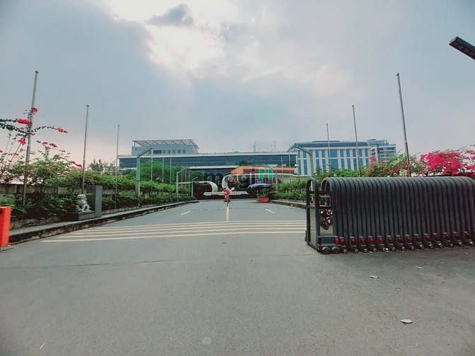 Hình ảnh BÁN ĐẤT- NGAY CV ĐẶNG THÙY TRÂM, P13- DT 92m- gần đạị học văn lang