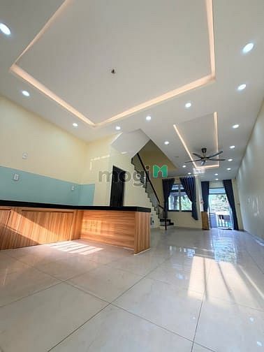 Hình ảnh Chính Chủ Gửi Bán Nhà Phố Liền Kề Khu Dự Án Rosita Đường Nguyễn Thị Tư