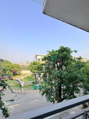 Hình ảnh Chính Chủ Gửi Bán Nhà Phố Liền Kề Khu Dự Án Rosita Đường Nguyễn Thị Tư