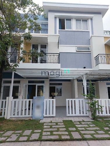 Hình ảnh Chính Chủ Gửi Bán Nhà Phố Liền Kề Khu Dự Án Rosita Đường Nguyễn Thị Tư