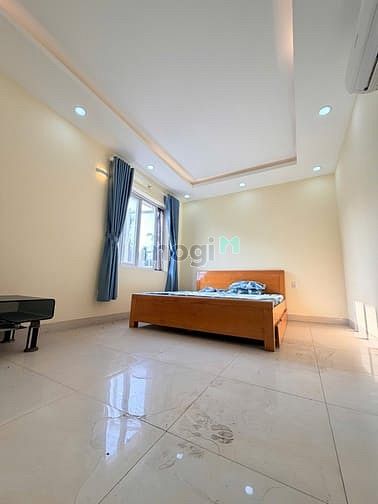 Hình ảnh Chính Chủ Gửi Bán Nhà Phố Liền Kề Khu Dự Án Rosita Đường Nguyễn Thị Tư