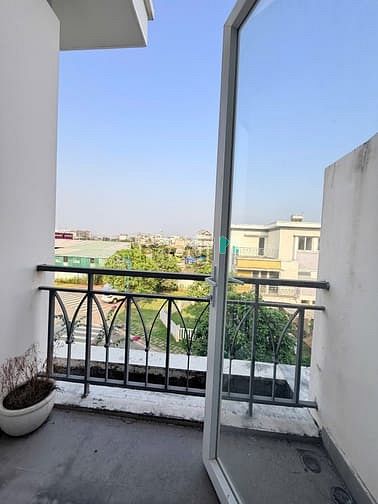 Hình ảnh Chính Chủ Gửi Bán Nhà Phố Liền Kề Khu Dự Án Rosita Đường Nguyễn Thị Tư