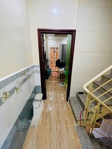 Hình ảnh Cho Thuê Nhà Hẻm Bình Tiên-Q6 giá 10tr5