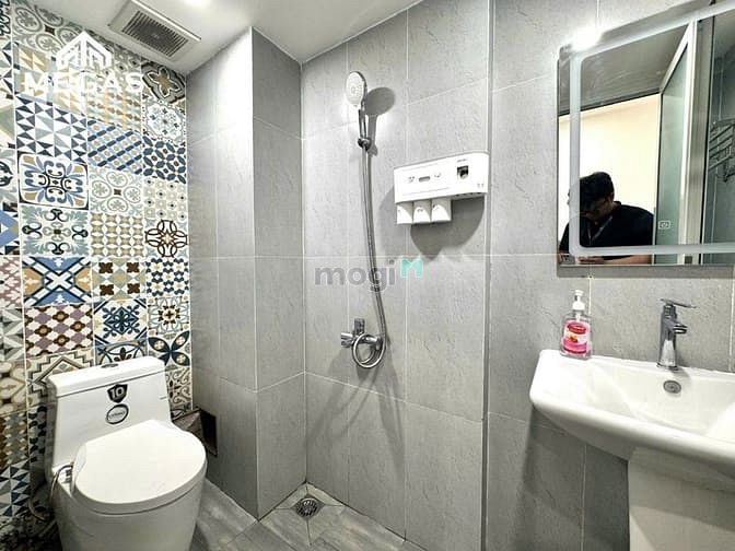 Hình ảnh Căn Hộ Studio - Full Nội Thất - Ban Công Ngay Công Viên Làng Hoa