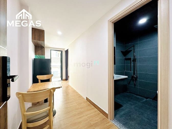 Hình ảnh Căn Hộ 1PN - Tách Bếp - Full Nội Thất - Mới Xây Ngay Phạm Văn Đồng