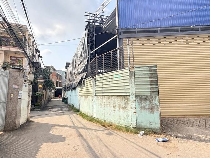 Hình ảnh Chính Chủ Gửi Bán Lô Đất Góc 2 Mặt Tiền Hẻm Xe Tải Đường Lê Văn Thịnh