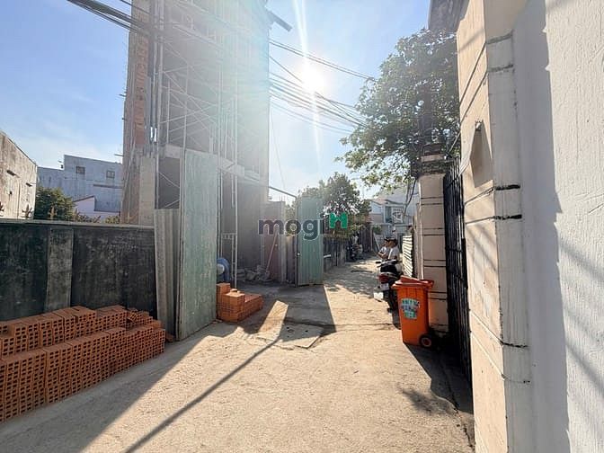Hình ảnh Bán đất thổ cư đường ô tô Thạnh Mỹ Lợi, Quận 2