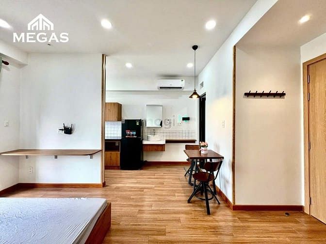 Hình ảnh Căn Hộ Studio - Full Nội Thất - 1PN - Tách Bếp - Ban Công Ngay Emart