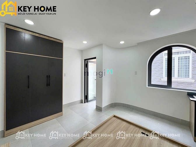 Hình ảnh Studio - Full Nội Thất - Ban Công - Mới Xây Ngay Công Viên Phần Mềm
