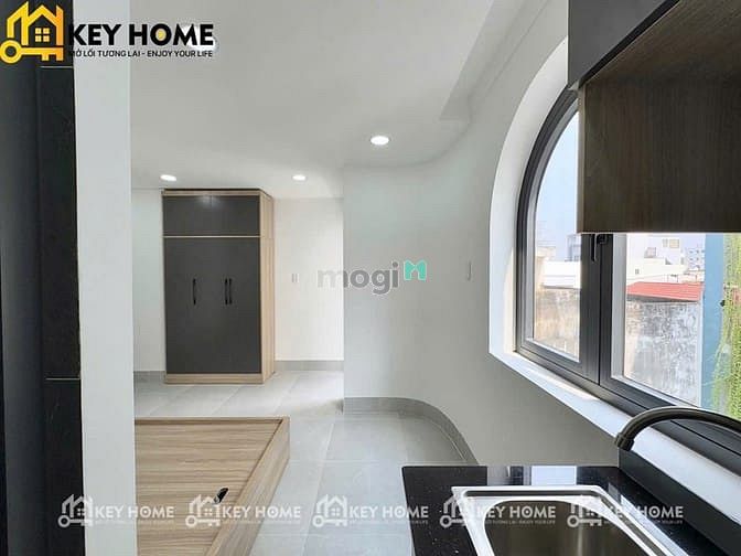 Hình ảnh Studio - Full Nội Thất - Ban Công - Mới Xây Ngay Công Viên Phần Mềm