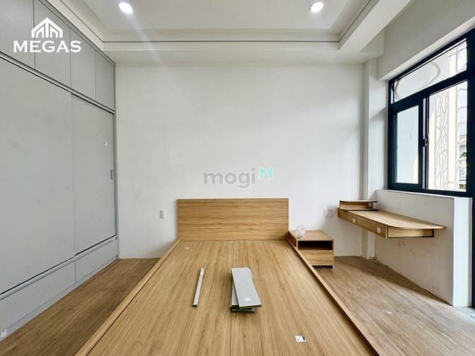 Hình ảnh Căn Hộ - Full Nội Thất - Ban Công - Mới Xây Ngay Công Viên Phần Mềm