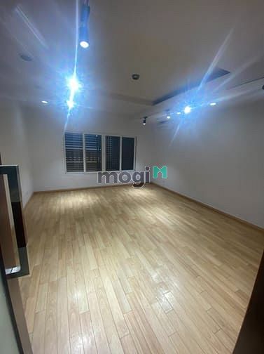 Hình ảnh Cho thuê nhà phân lô ngõ 126 Khuất Duy Tiến.  55m2, 5 tầng, 20tr